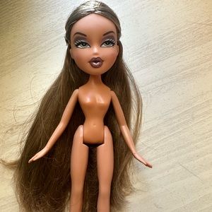 Mga Bratz Fashion Doll Yasmin